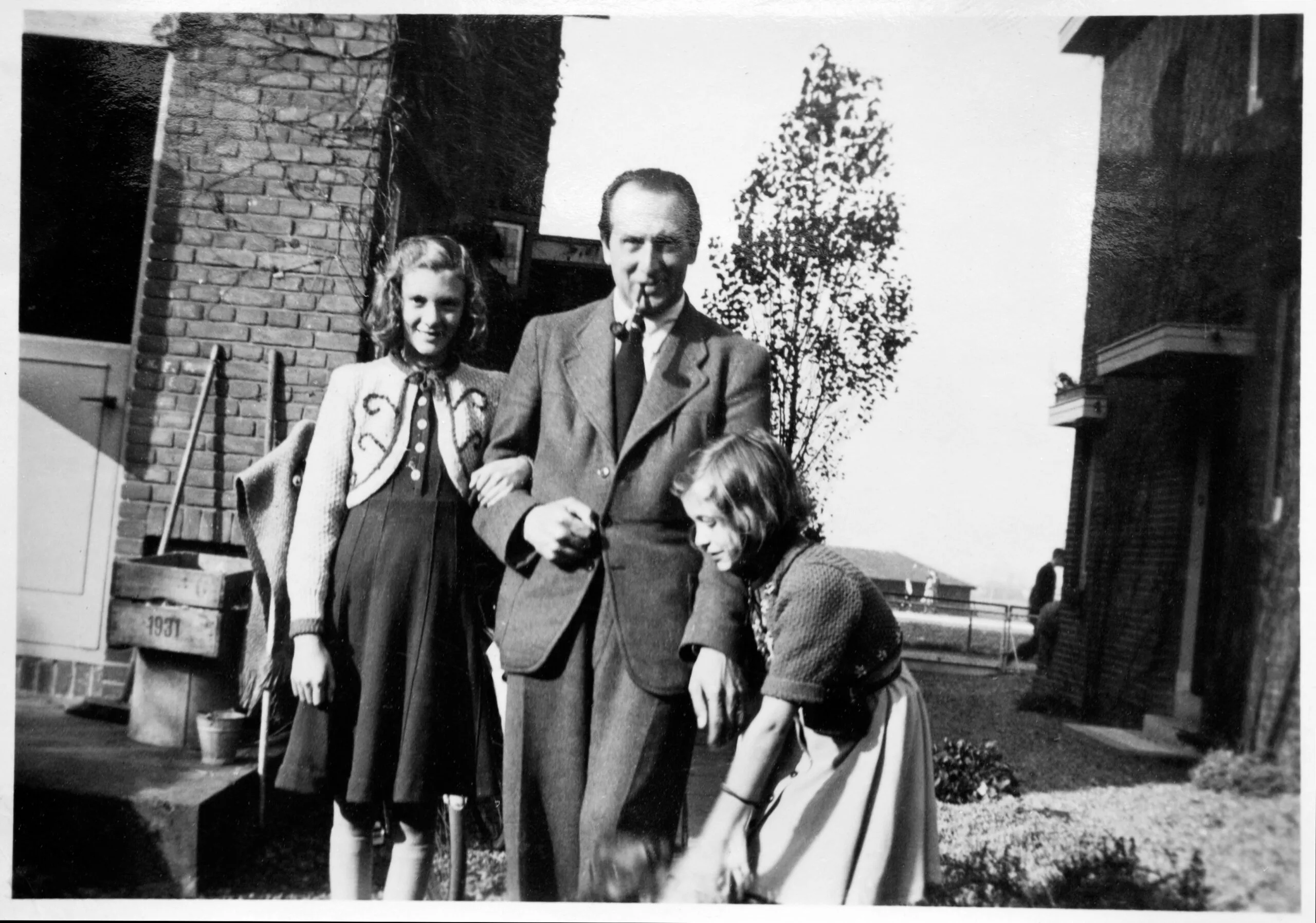 Den Besten met dochters, Schiebroeksesingel 9, Rotterdam, eind jaren '30